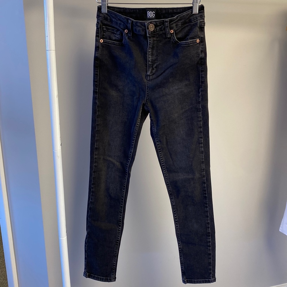 BDG Urban outfitters, Black high rise, skinny jeans NWOT 27 x32 -style pine